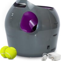 PetSafe Automatic Ball Launcher - Interactive Dog Toy for Enrichment - Tennis Balls Included - Motion Sensor Promotes Safe Play - Indoor & Outdoor - Adjustable Range - A/C Adaptor or Batteries